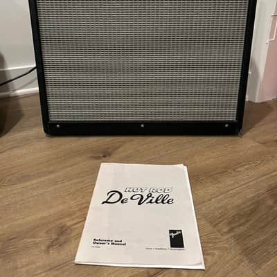 Fender Hot Rod DeVille 212 3-Channel 60-Watt 2x12" Guitar Combo 1996 - 2001 - Black image 3