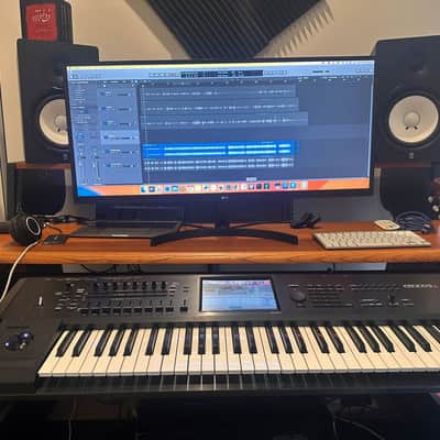 Korg Kronos X 61 2010s - Black