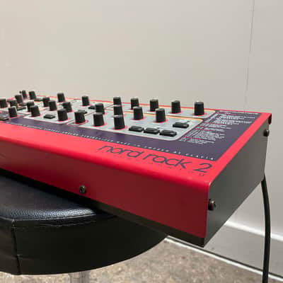 Nord Rack 2 16-Voice Rackmount Virtual Analog Synthesizer 1997 - 2003 - Red image 3