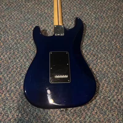 Fender Player Plus Top HSS Stratocaster 2020 - Blue Burst image 2