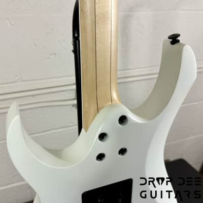 Ibanez Prestige RG653DX Electric Guitar w/ Case - White Flat image 13