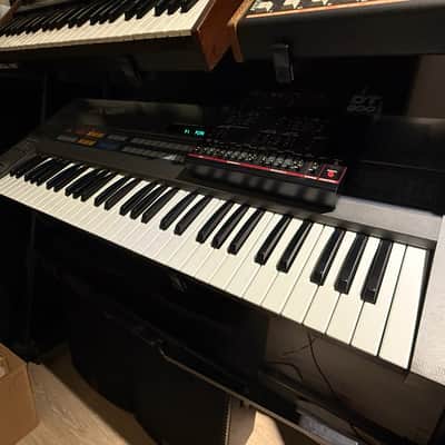 Roland JX-8P with DT-800 Programmer