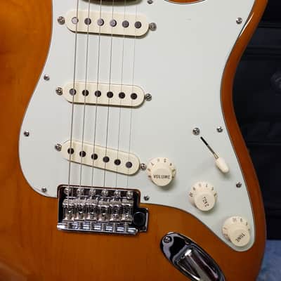 Video Demo 2021 Mint Fender 75th Anniversary Honeyburst Stratocaster New Deluxe Fender Gigbag image 3