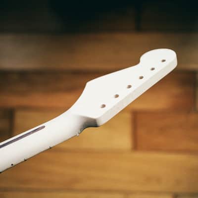 Stratocaster Neck – Maple | Unfinished | 21 Frets | Bone Nut imagen 4