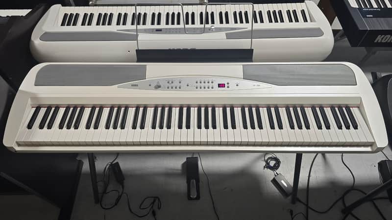 Korg SP-280 WH 88-Key Digital Piano 2013 - Present - White | Reverb