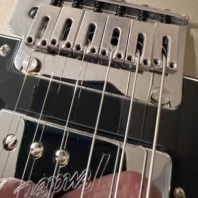Fender Player Plus Stratocaster HSS with Pau Ferro Fretboard 2021 - Present - Silverburst image 7