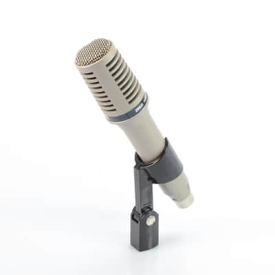 AKG D200E Cardioid Dynamic MIcrophone