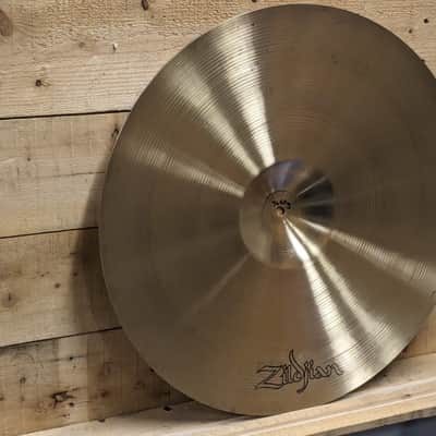 Zildjian 21" Hollow Logo 1970s Heavy Ride cymbal (Made in Canada) 1970 image 9