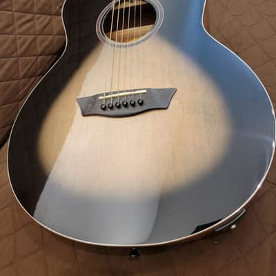 Washburn BTS9VCECH Bella Tono Select Spruce Top Okoume Neck 6-String Acoustic-Electric Guitar image 8