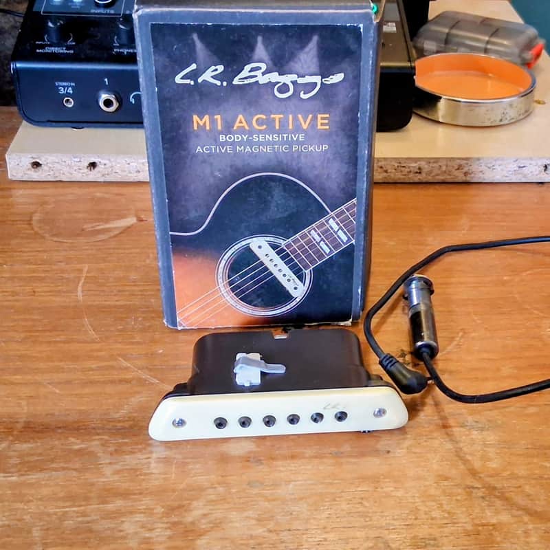 LR Baggs M1A Active Soundhole Pickup with Volume Control 2010s - White image 1