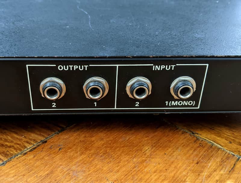 With demo video: Vesta Kaza RV-3 stereo spring reverb with EQ