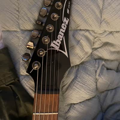 Ibanez S521-OFM Standard with Meranti Body, Jatoba Fretboard 2019 - 2020 - Ocean Fade Metallic image 3