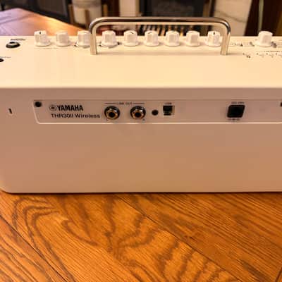 Yamaha THR30II-WL 30-Watt 2x3.5" Wireless Stereo Digital Modeling Guitar Combo 2022 - Present - White image 4