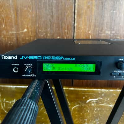 Roland JV-880 MULTI TIMBERAL SYNTHESIZER MODULE New internal battery image 3