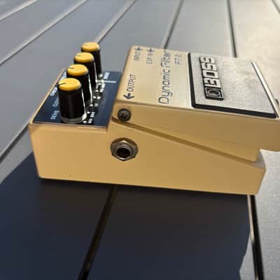 Boss FT-2 Dynamic Filter (Black Label) 1986 - 1989 - Yellow image 3