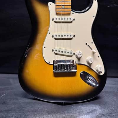 Fender Stratocaster Deluxe USA 2005 - Gloss image 1