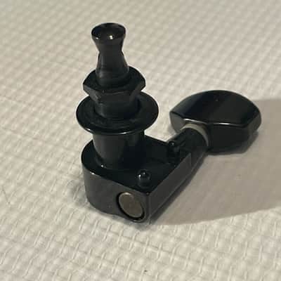2000's Korean Era Ibanez RG & S Series Black Dual Pin Tuning Pegs Tuners 6 In LIne image 9