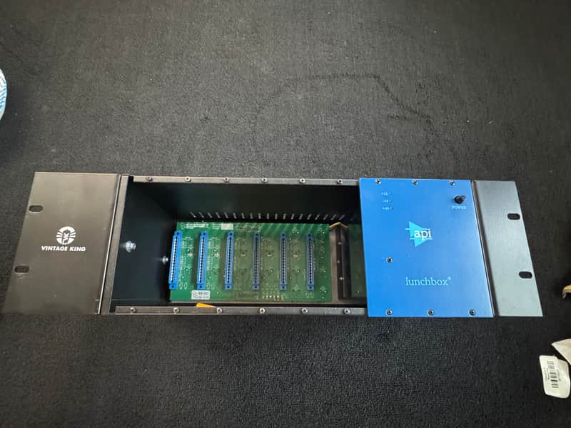 API 500-6B HC Lunchbox 6-Slot Powered 500 Series Frame