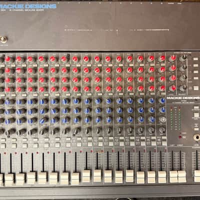 Mackie CR1604-VLZ 16-Channel Mic / Line Mixer | Reverb