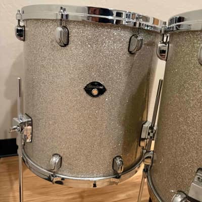 ~WOW!~ TAMA Starclassic Performer 6-Piece 10/12/14/16/22/22 Double Bass Drum Kit Set in Vintage Silver Glitter with RoadRunner Soft Bags (Rm 4) image 6