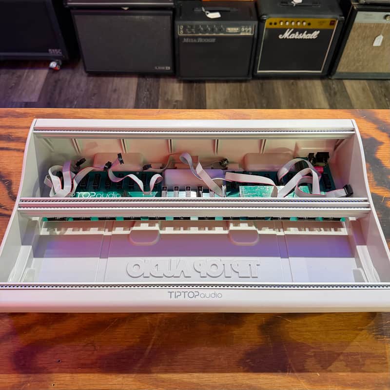 Tiptop Audio Mantis Eurorack Case 2020s - Grey/Blue image 1