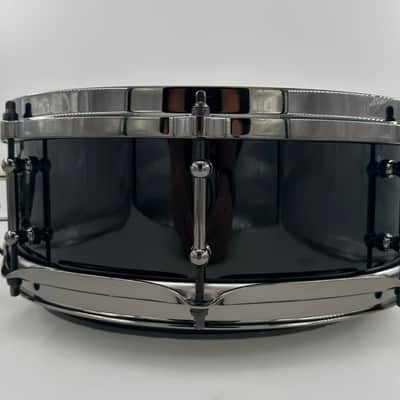 Montineri Custom 5"x14" "Murder Black" 10-Ply Jasper Maple Snare image 6