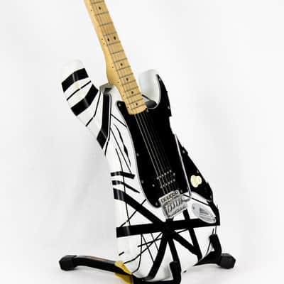 Van Halen 1 EVH Black White Frankenstrat Project Electric Guitar 1of2 - 10020376 image 4