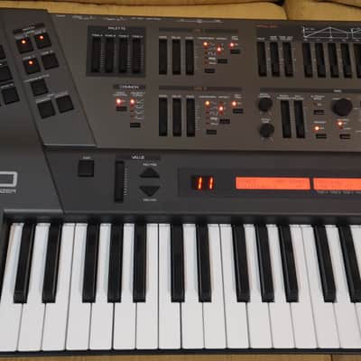 Roland JD-800 61-Key Synthesizer Full Serviced / Library / JD800 Jd
