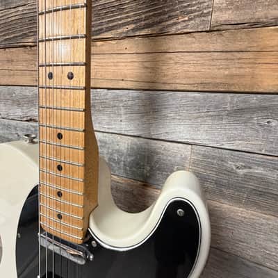 Fender Deluxe Nashville Telecaster with Maple Fretboard 2017 White Blonde image 6