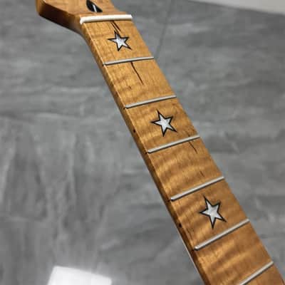 Roasted Flame Maple 22fret Electric guitar neck 25.5 Part satin star inlay image 3
