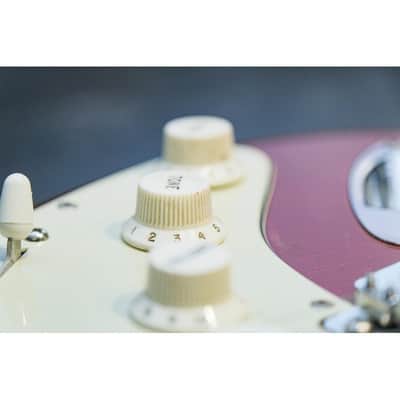 1973 Fender Stratocaster candy apple red image 14