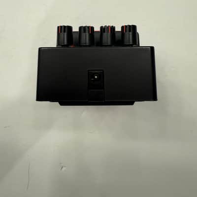 Arion MDI-2 Bass Distortion Vintage Guitar Effect Pedal image 5