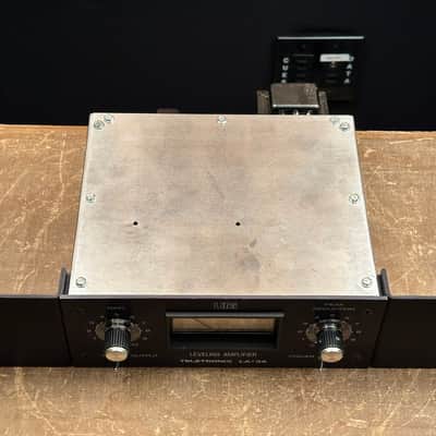 Vintage Urei Teletronix Universal Audio LA-3A Leveling Amplifier 1970s. All original. LA3A LA 3A. image 10