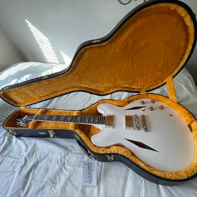Gibson Custom Shop Dave Grohl Signature DG-335 Limited Edition 2025 - Alpine White #45 of 50 image 10