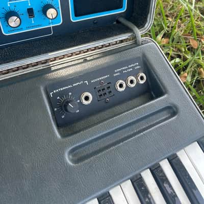 1970s Moog Sonic Six vintage analog synthesizer image 7