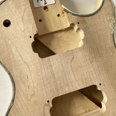 Maple Veneer Top Guitar Single Cut Basswood Body image 10