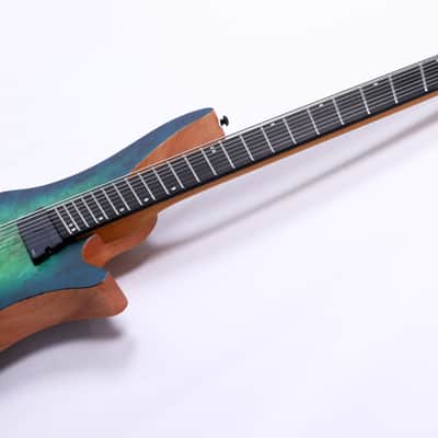 Agile Headless 8 String Multi Scale Fan Fret Electric Guitar GEODESIC Pro 82528 Green Blue Burst image 5