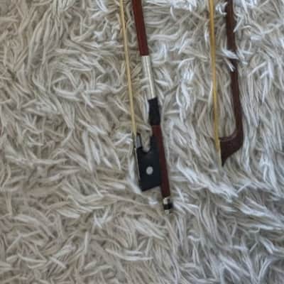 Stagg EVN 4/4/WH Snow White Electric Violin Package w/ Case, Headphones and MORE image 7