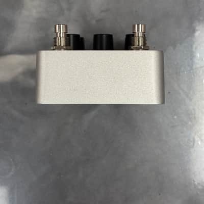 Universal Audio Knuckles '92 Rev F Dual Rec Amplifier 2024 - Present - Silver image 6