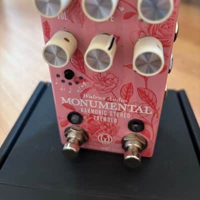 Walrus Audio Monumental Stereo Harmonic Tap Tremolo Limited Edition - Floral Series 2024 - Pink Floral image 4