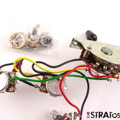 Fender Squier Classic Vibe 70s Strat HSS POTS + 5 SWITCH, Part Stratocaster image 2