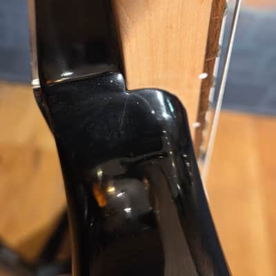 Squier 2019 Affinity Series Stratocaster Indian Laurel Fretboard 2-Color Sunburst image 10