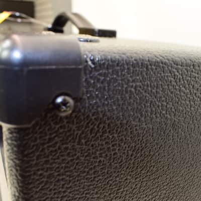 2015 Peavey VYPYR VIP 3 100-watt 1x12" Modeling Combo Guitar Amp image 9
