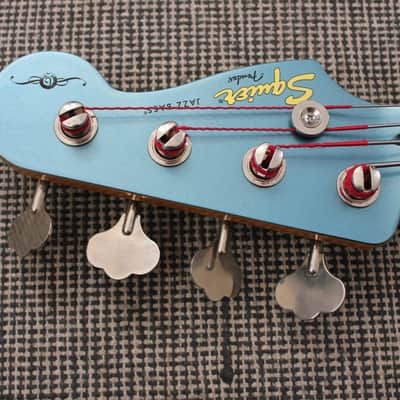 Squier James Johnston Signature Jazz Bass 2010 - Lake Placid Blue image 5