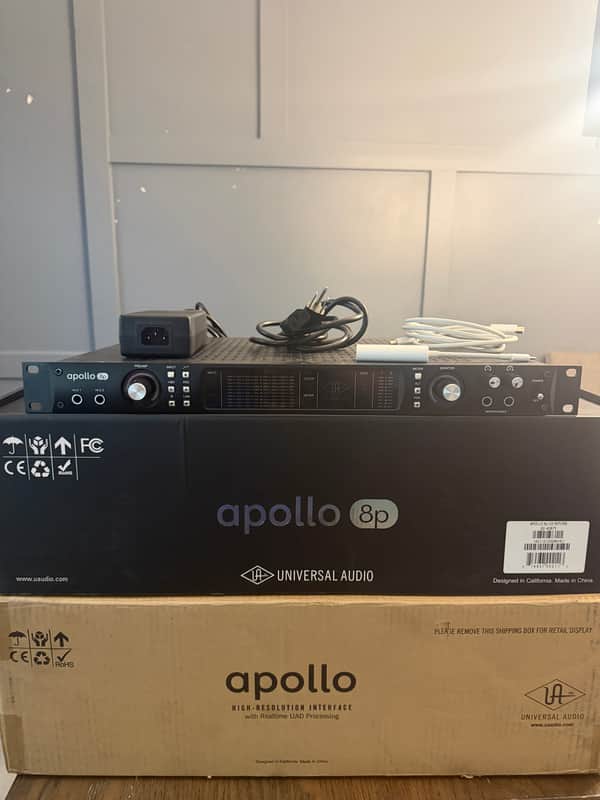 Universal Audio Apollo 8p QUAD Thunderbolt 2 Audio Interface 2010s - Black image 1