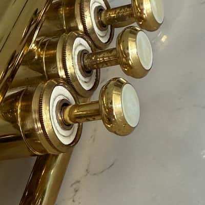 King Tempo II 603 Student/Intermediate Bb Cornet w/original case. - Lacquered Brass image 14