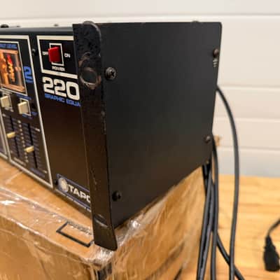 Tapco 2200 2 Channel 10 Band Graphic Equalizer imagen 7