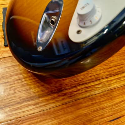 Fender American Vintage '57 Reissue Stratocaster - 1994/1995 image 10