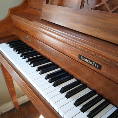 Vintage 1987 Baldwin 623 Upright Piano in Satin Walnut image 19