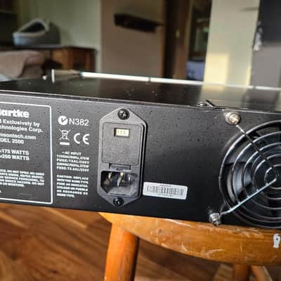 Hartke HA2500 250-Watt Bass Amp Head 2004 - Present - Silver image 5
